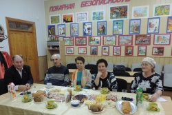 В Архангельском областном отделении ВДПО поздравили ветеранов с Международным днем пожилых людей. 